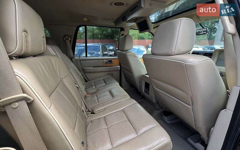 Внедорожник / Кроссовер Lincoln Navigator 2007 в Коломые