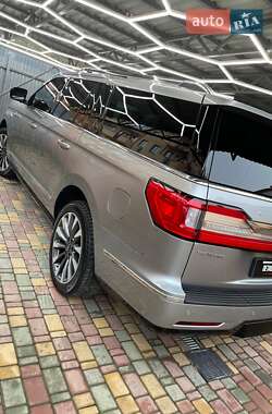 Внедорожник / Кроссовер Lincoln Navigator 2020 в 