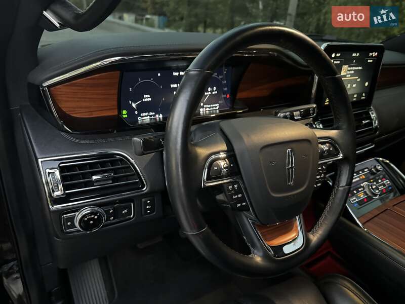Позашляховик / Кросовер Lincoln Navigator 2019 в Дніпрі