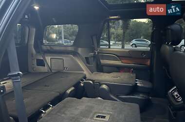 Внедорожник / Кроссовер Lincoln Navigator 2019 в 