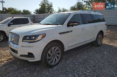 Внедорожник / Кроссовер Lincoln Navigator 2022 в 