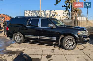 Позашляховик / Кросовер Lincoln Navigator 2007 в Києві