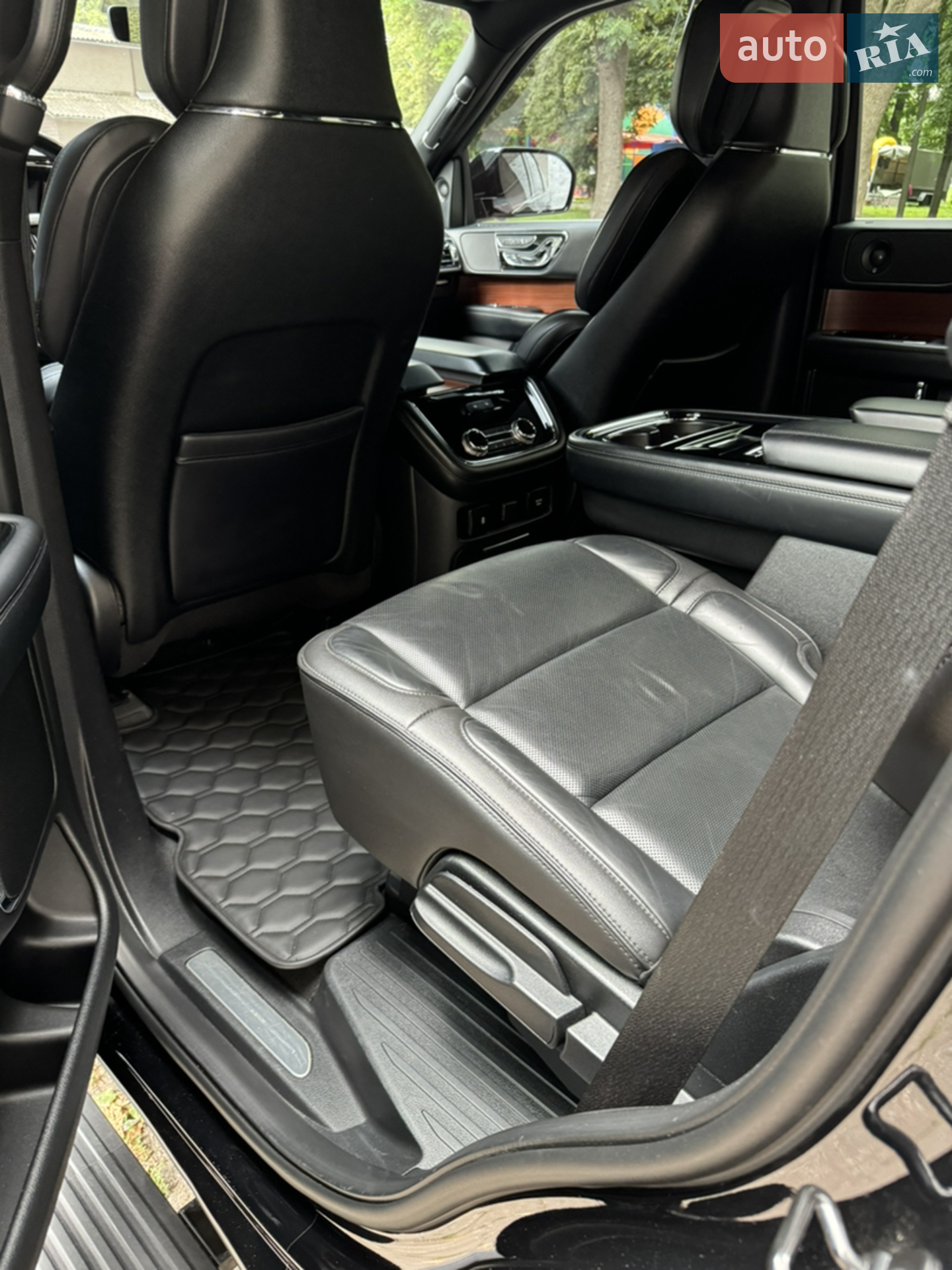2018 Lincoln Navigator - мініатюра 45