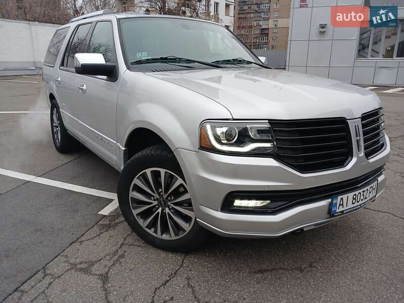 Внедорожник / Кроссовер Lincoln Navigator 2015 в Киеве