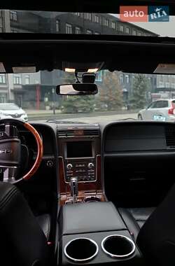 Внедорожник / Кроссовер Lincoln Navigator 2015 в 