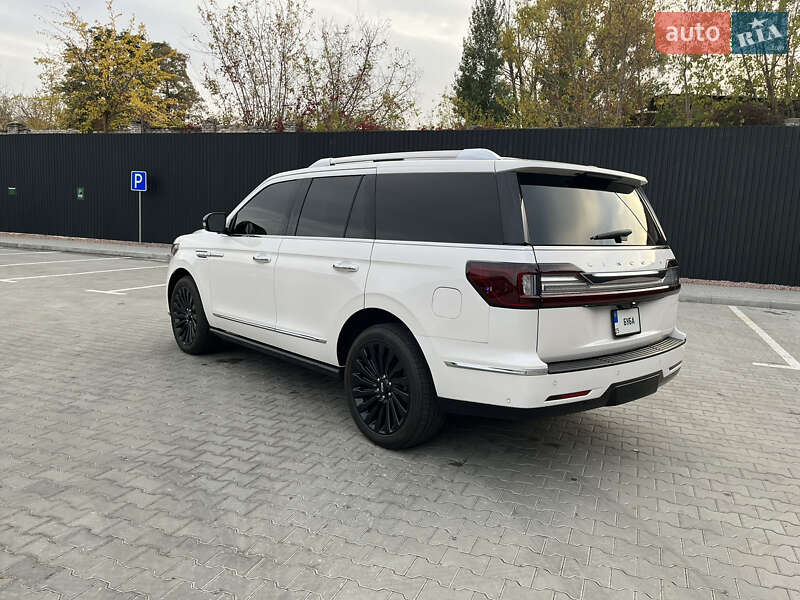 Внедорожник / Кроссовер Lincoln Navigator 2018 в Киеве
