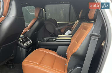 Внедорожник / Кроссовер Lincoln Navigator 2018 в 