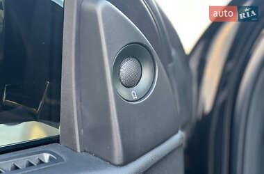 Внедорожник / Кроссовер Lincoln Navigator 2019 в 