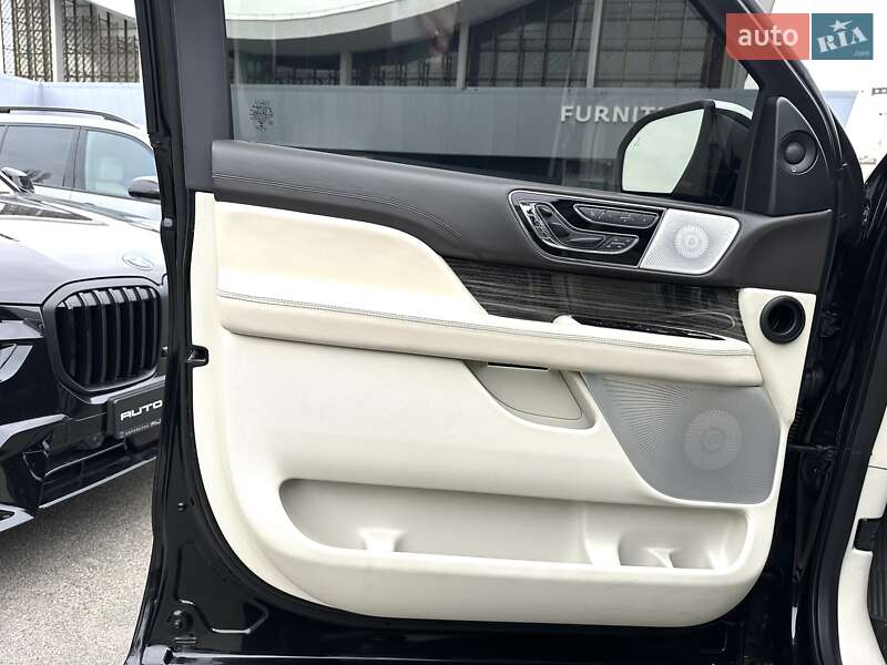 Позашляховик / Кросовер Lincoln Navigator 2019 в Києві