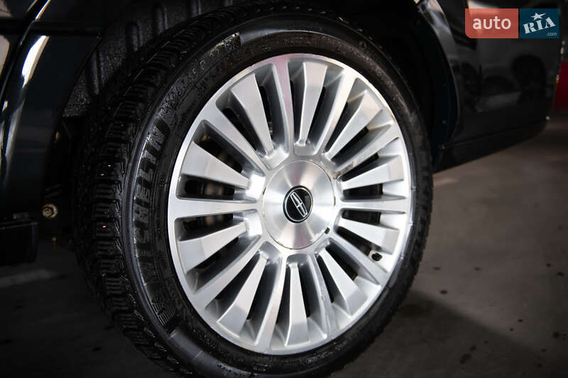 Позашляховик / Кросовер Lincoln Navigator 2015 в Львові фото 72 Позашляховик / Кросовер Lincoln Navigator 2015 в Львові