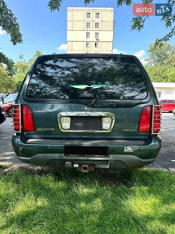 Внедорожник / Кроссовер Lincoln Navigator 1999 в Киеве