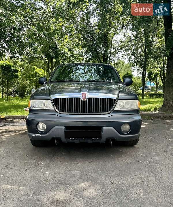 Внедорожник / Кроссовер Lincoln Navigator 1999 в Киеве