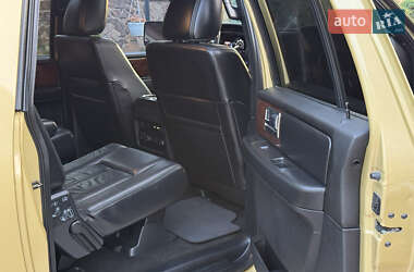 Внедорожник / Кроссовер Lincoln Navigator 2015 в 