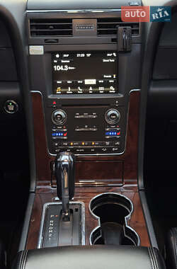 Внедорожник / Кроссовер Lincoln Navigator 2015 в 