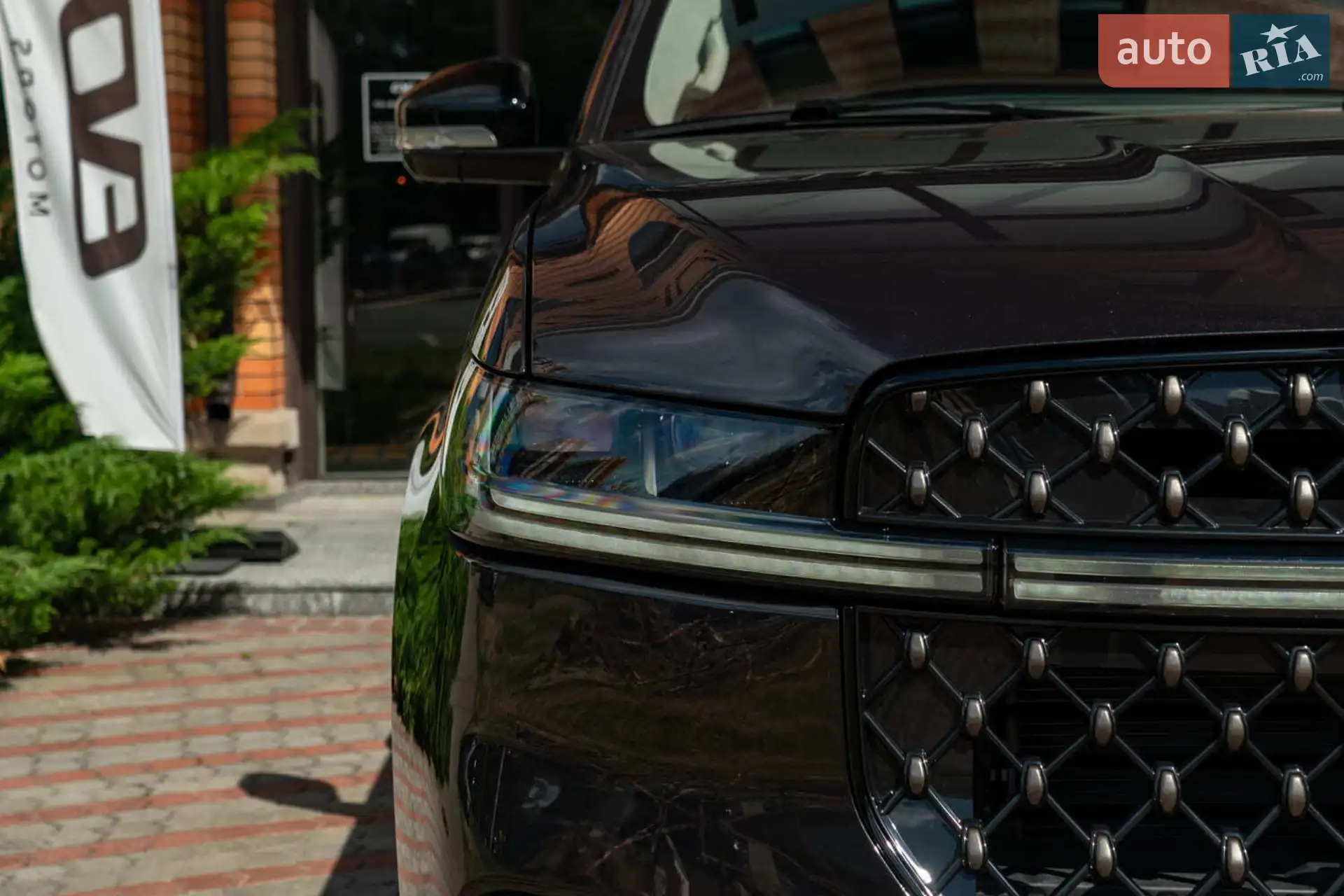 2025 Lincoln Navigator - мініатюра 20