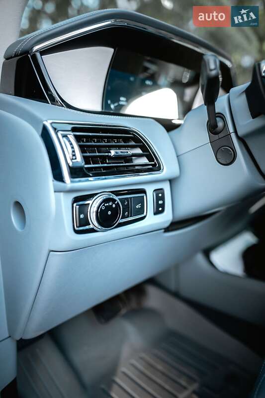 Позашляховик / Кросовер Lincoln Navigator 2021 в Ужгороді