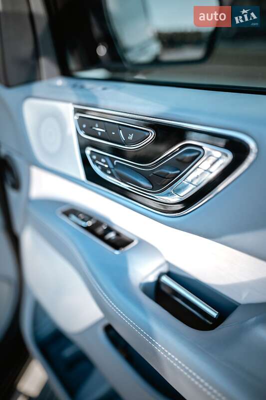 Позашляховик / Кросовер Lincoln Navigator 2021 в Ужгороді