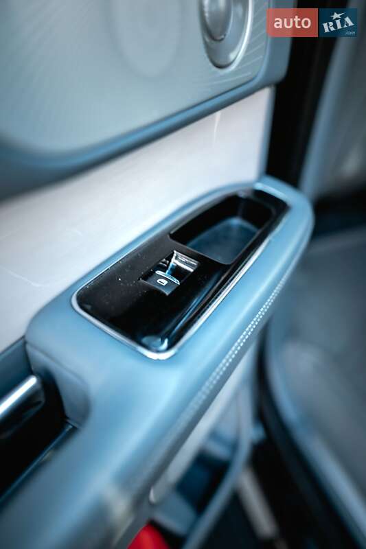 Позашляховик / Кросовер Lincoln Navigator 2021 в Ужгороді