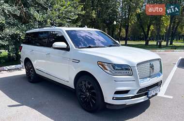 Внедорожник / Кроссовер Lincoln Navigator 2019 в 