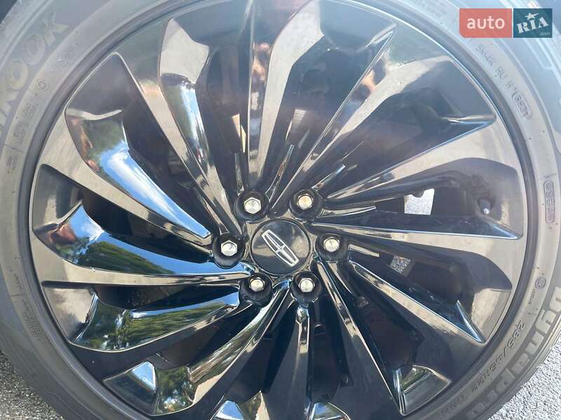 Внедорожник / Кроссовер Lincoln Navigator 2019 в Харькове