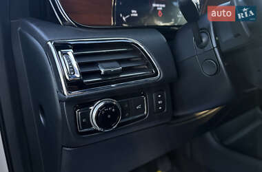 Внедорожник / Кроссовер Lincoln Navigator 2020 в 