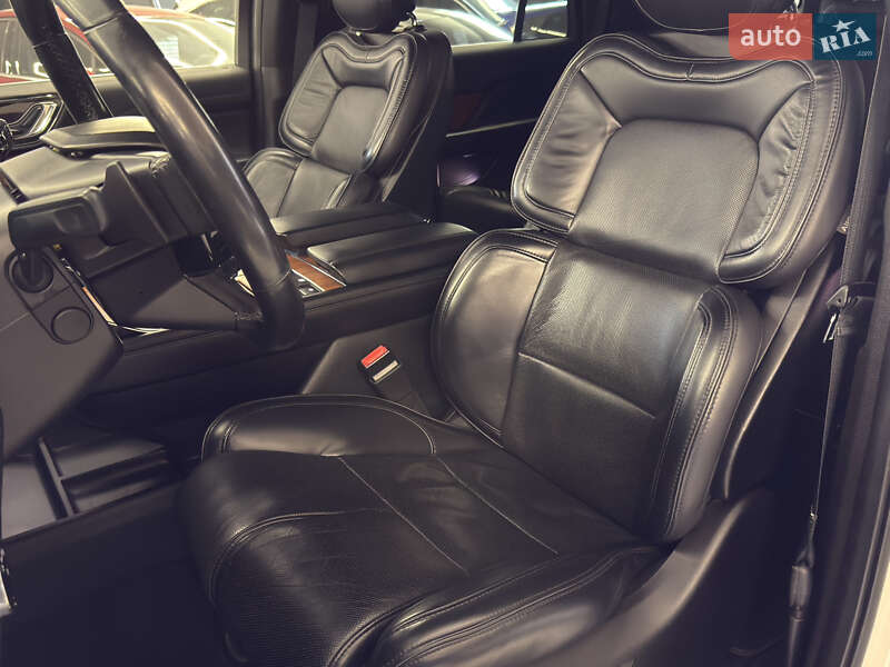 Позашляховик / Кросовер Lincoln Navigator 2019 в Миколаєві