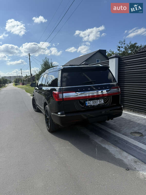 Позашляховик / Кросовер Lincoln Navigator 2020 в Володимирі фото 8 Позашляховик / Кросовер Lincoln Navigator 2020 в Володимирі