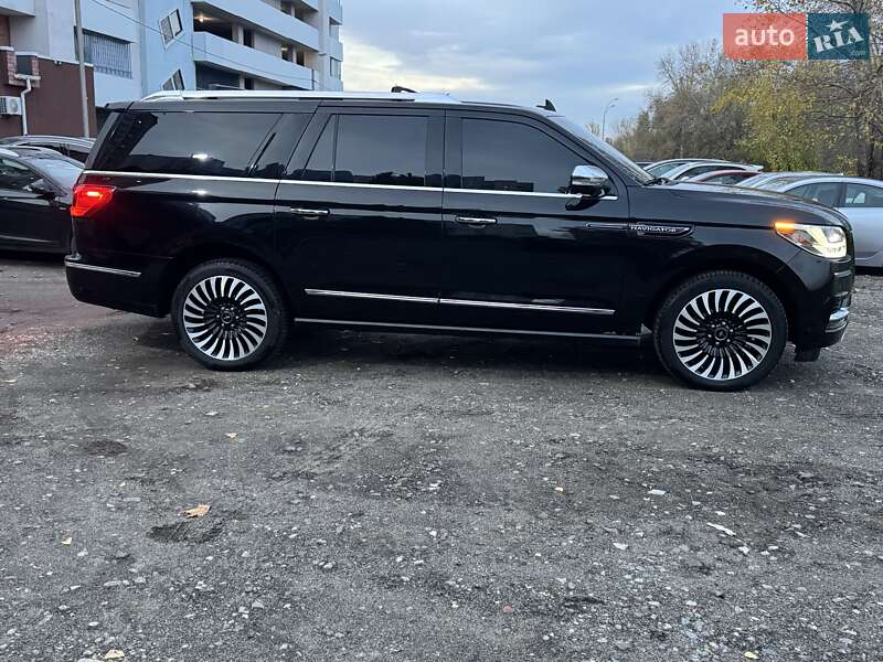 Внедорожник / Кроссовер Lincoln Navigator 2018 в Киеве фото 6 Внедорожник / Кроссовер Lincoln Navigator 2018 в Киеве
