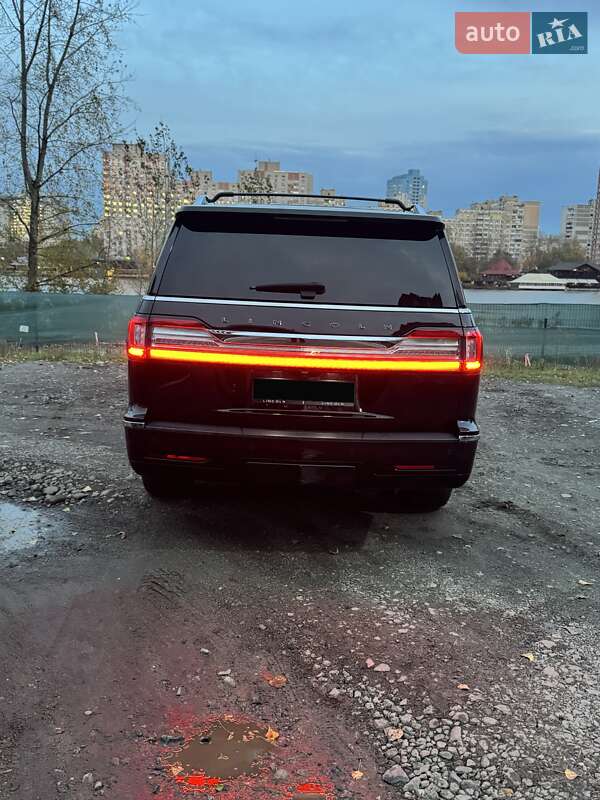 Внедорожник / Кроссовер Lincoln Navigator 2018 в Киеве фото 9 Внедорожник / Кроссовер Lincoln Navigator 2018 в Киеве