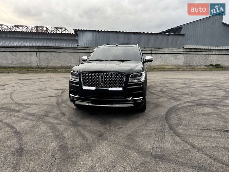 Внедорожник / Кроссовер Lincoln Navigator 2018 в Киеве фото 11 Внедорожник / Кроссовер Lincoln Navigator 2018 в Киеве
