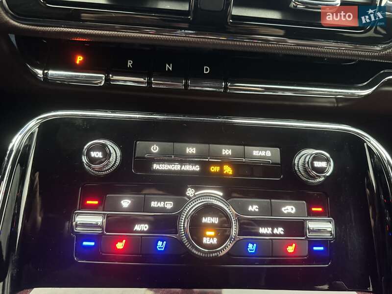 Внедорожник / Кроссовер Lincoln Navigator 2018 в Киеве фото 35 Внедорожник / Кроссовер Lincoln Navigator 2018 в Киеве