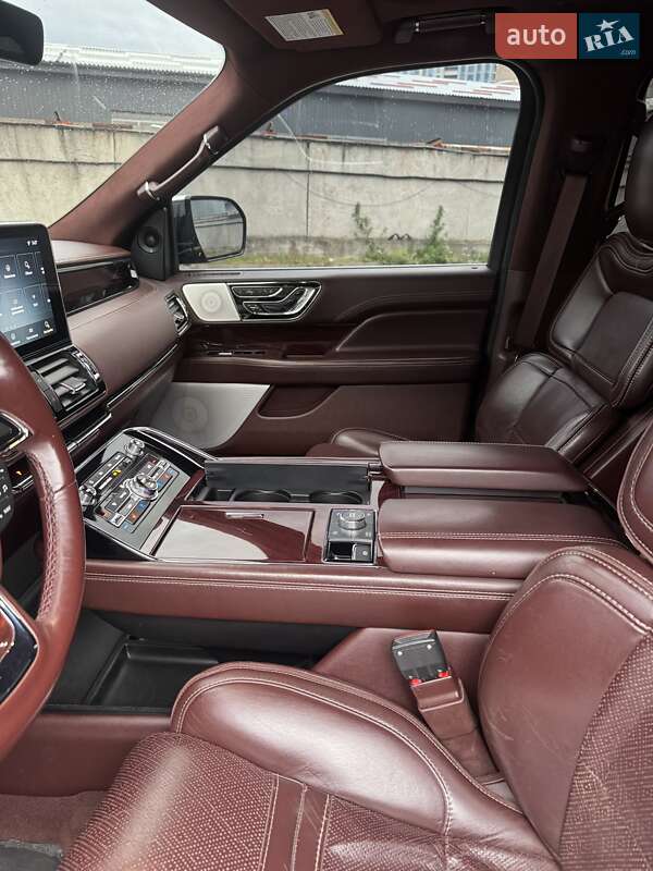 Внедорожник / Кроссовер Lincoln Navigator 2018 в Киеве фото 41 Внедорожник / Кроссовер Lincoln Navigator 2018 в Киеве