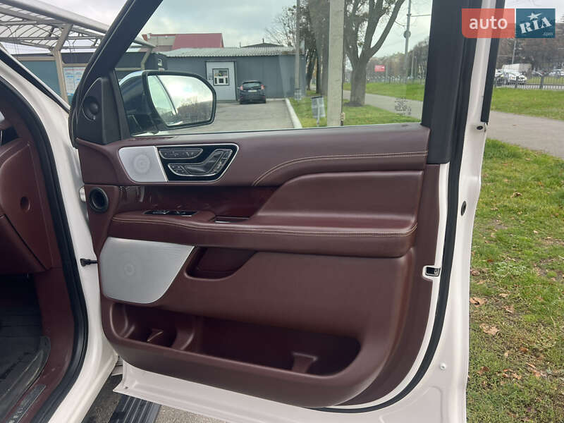 Позашляховик / Кросовер Lincoln Navigator 2018 в Харкові