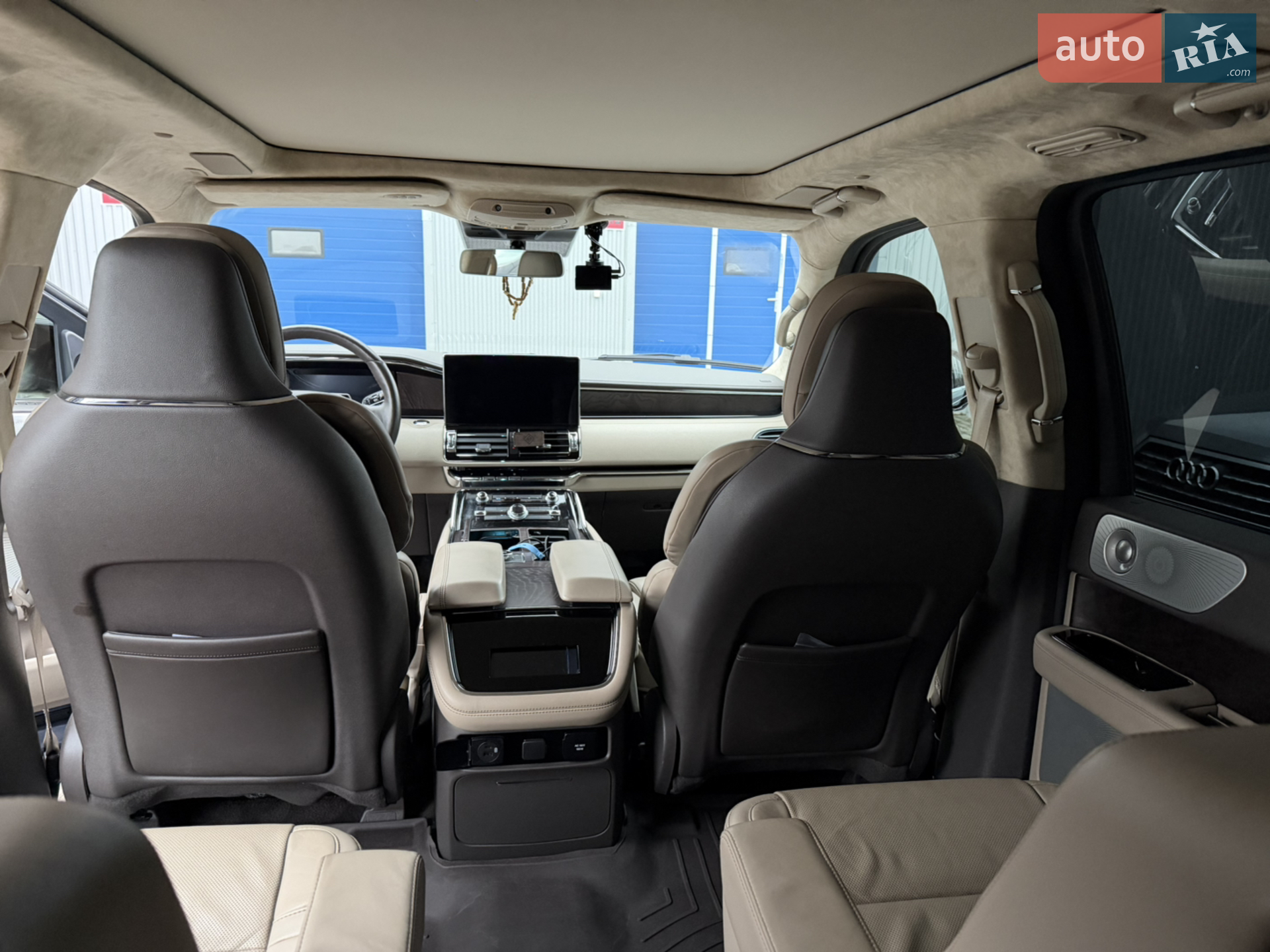 2022 Lincoln Navigator - мініатюра 11
