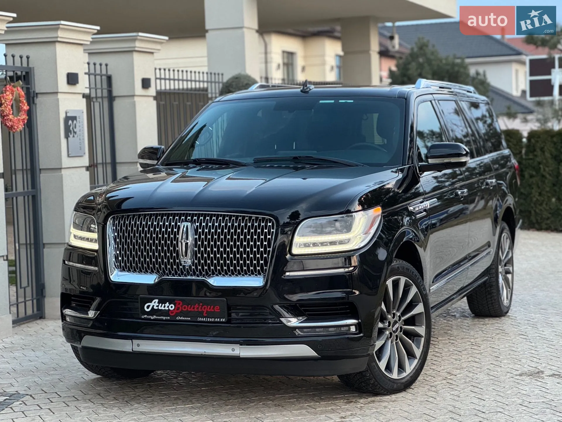 2017 Lincoln Navigator - мініатюра 4