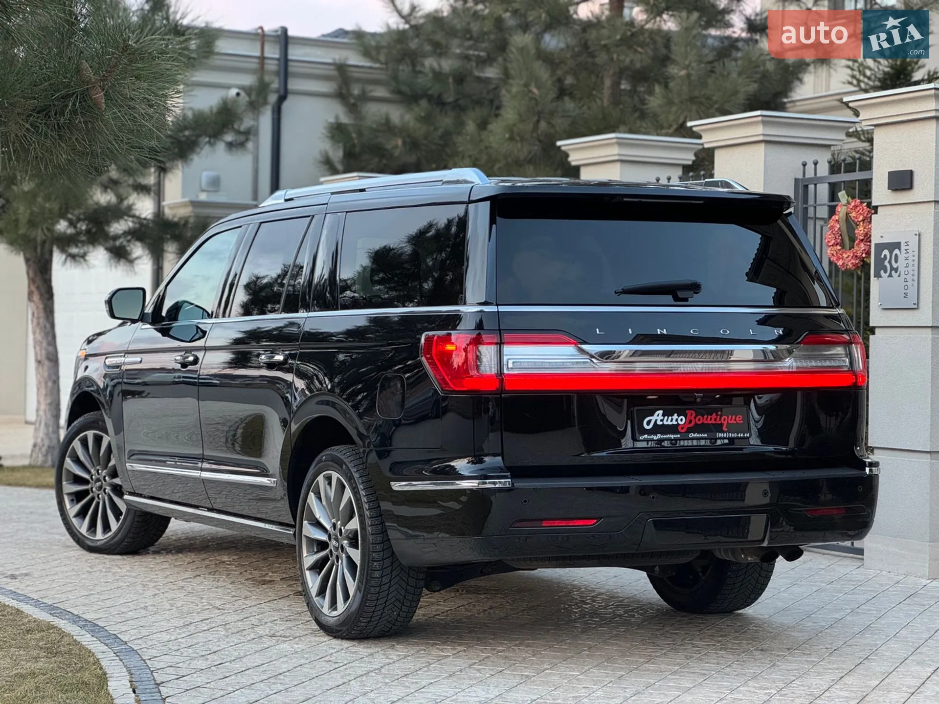 2017 Lincoln Navigator - мініатюра 10