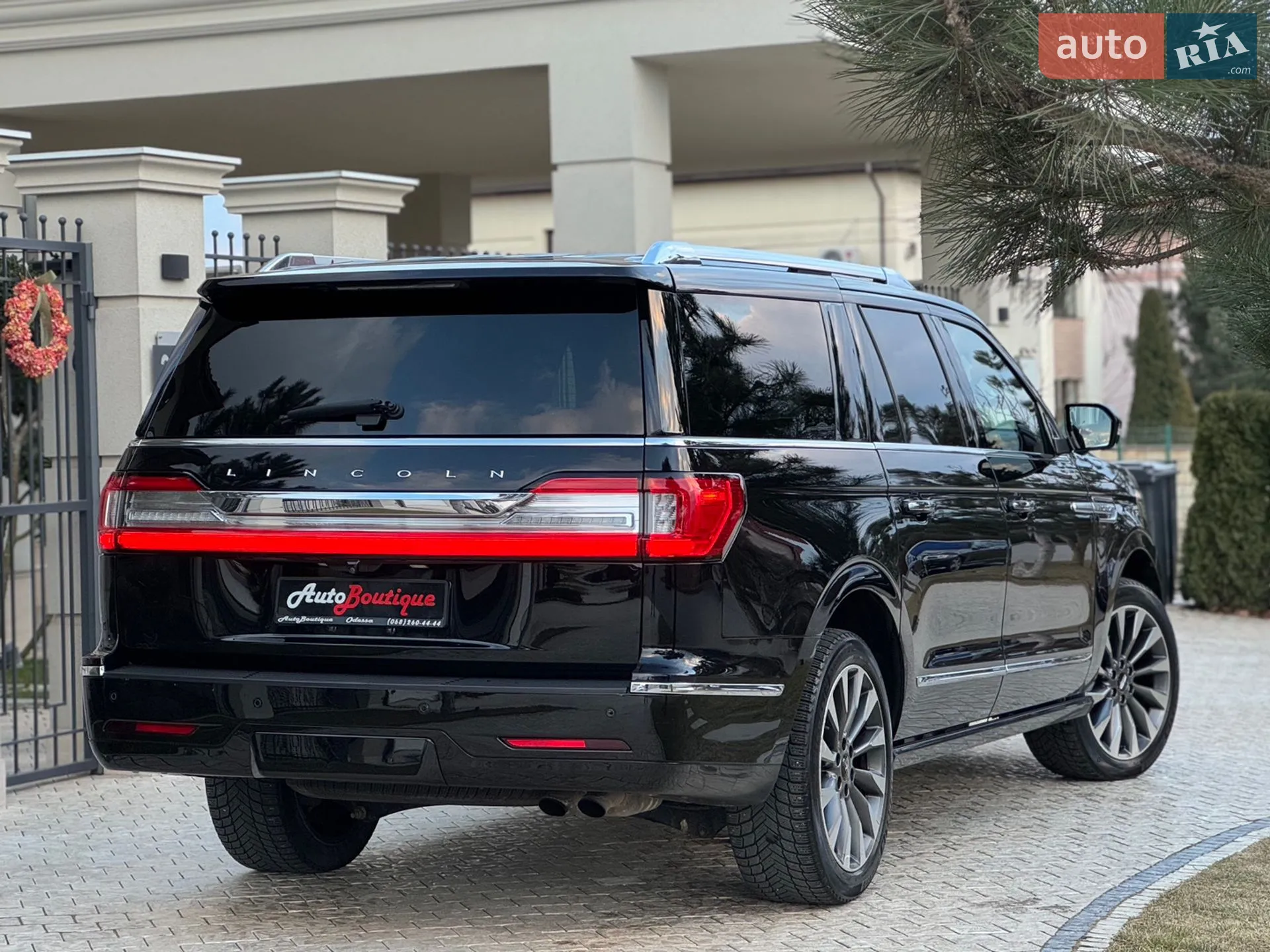 2017 Lincoln Navigator - мініатюра 15