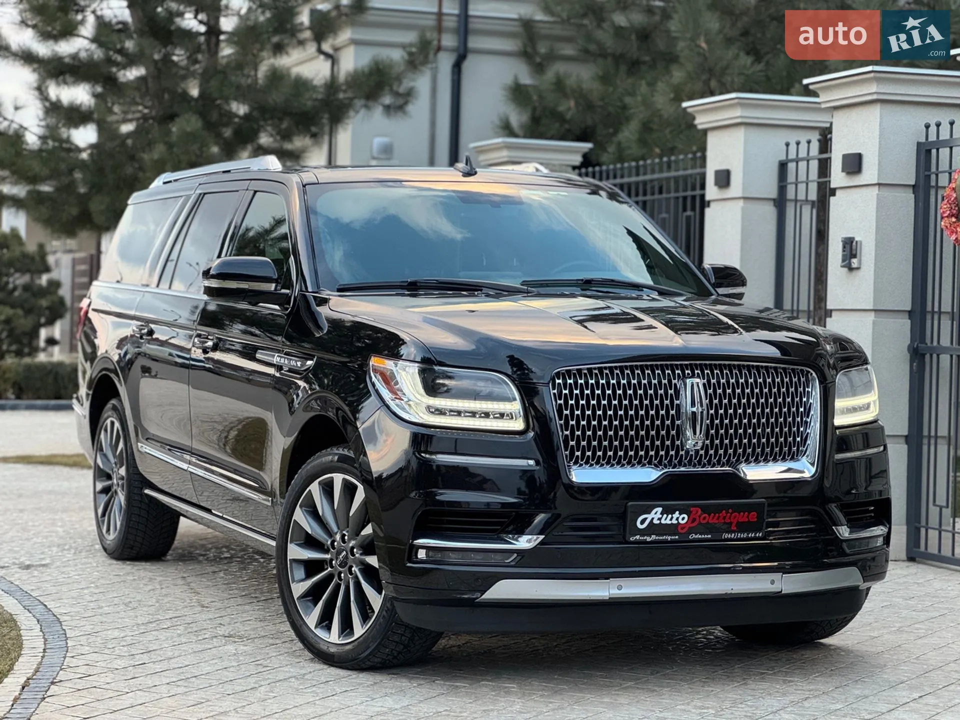 2017 Lincoln Navigator - мініатюра 20