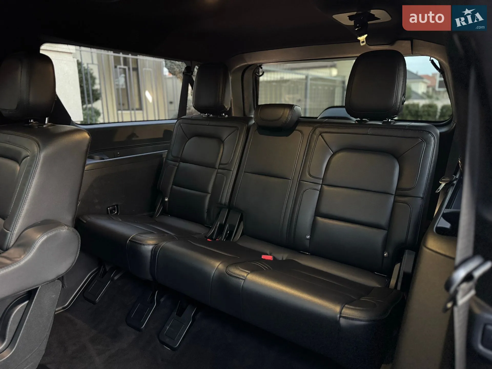 2017 Lincoln Navigator - мініатюра 30