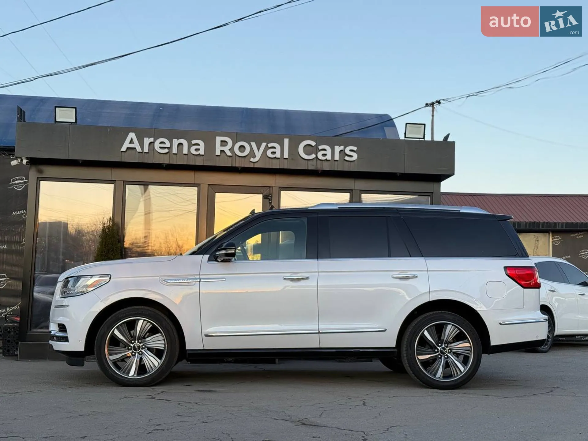 2018 Lincoln Navigator - мініатюра 5