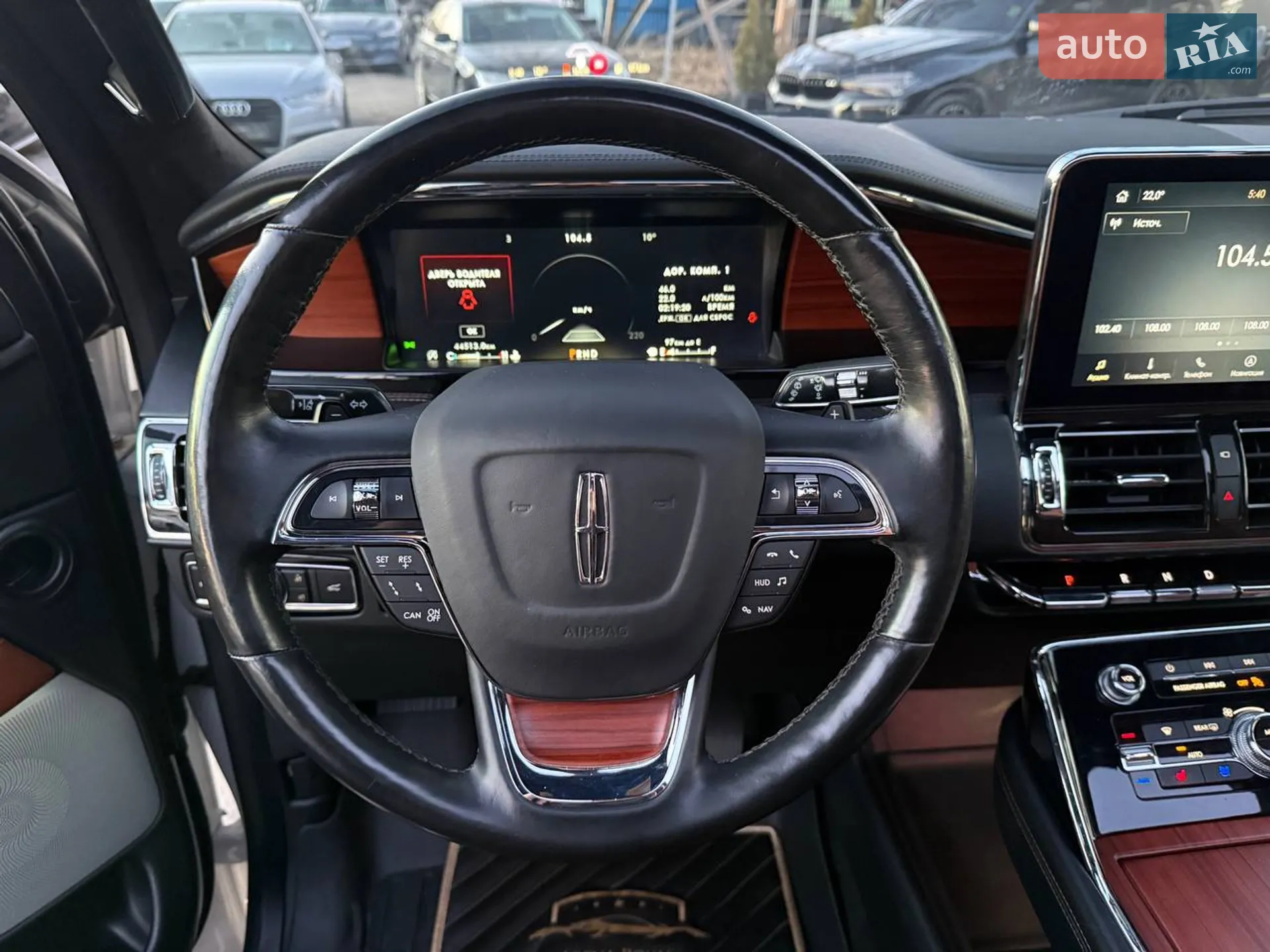2018 Lincoln Navigator - мініатюра 31