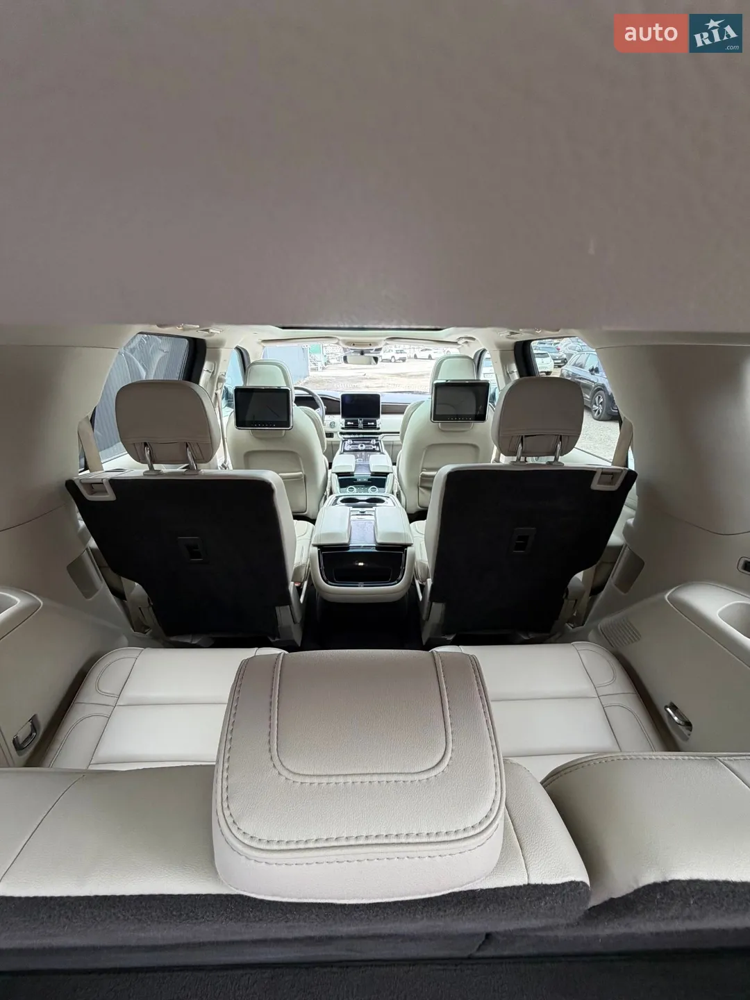 2018 Lincoln Navigator - мініатюра 15