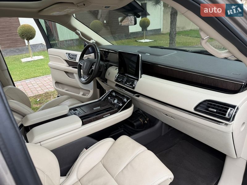 Внедорожник / Кроссовер Lincoln Navigator 2020 в Одессе
