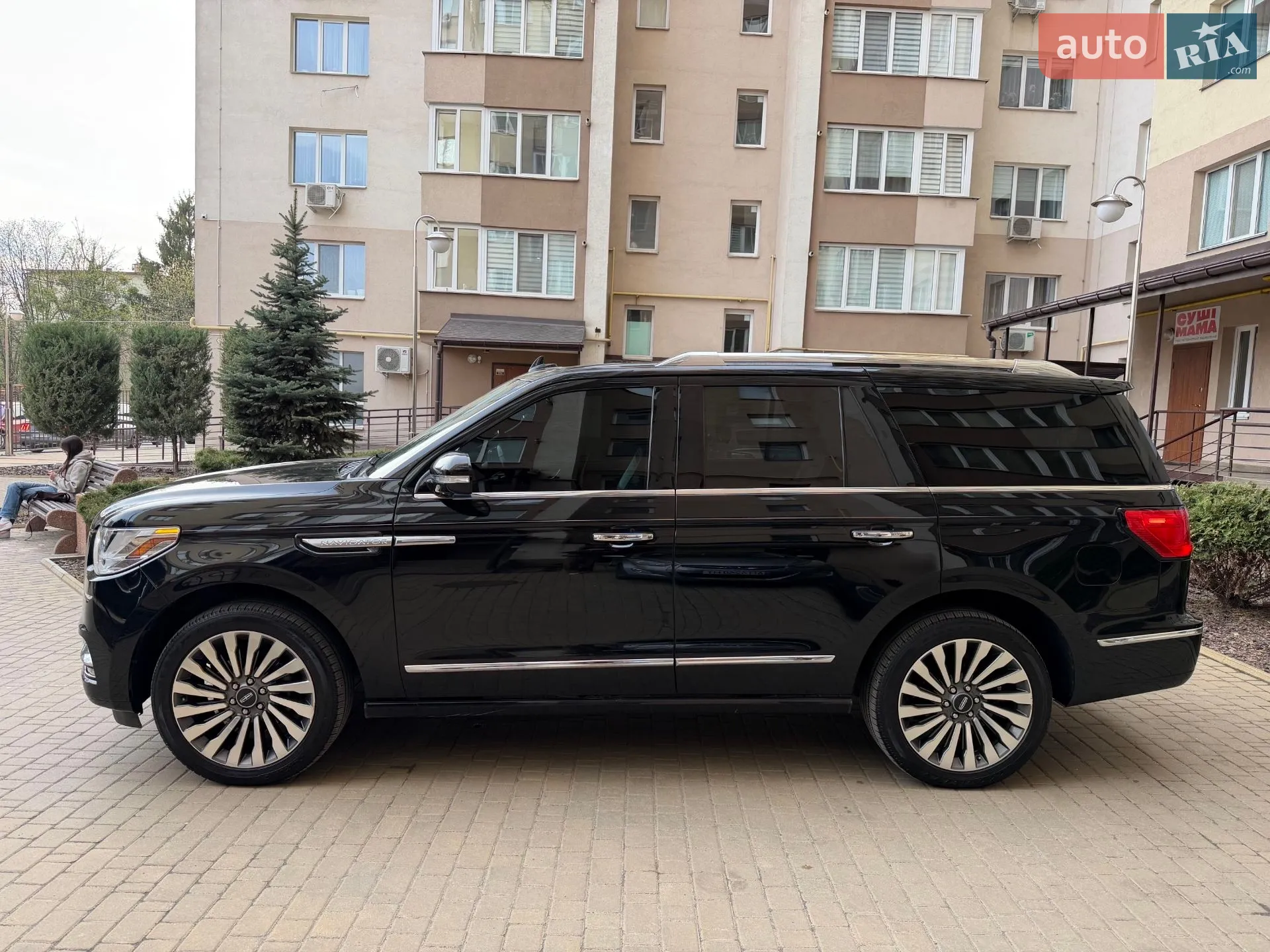 2018 Lincoln Navigator - мініатюра 6