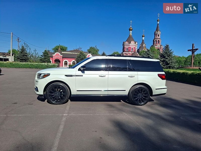 Внедорожник / Кроссовер Lincoln Navigator 2021 в Каменском
