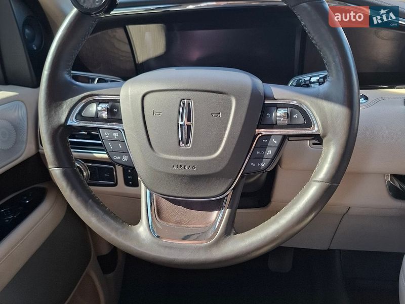 Внедорожник / Кроссовер Lincoln Navigator 2021 в Каменском