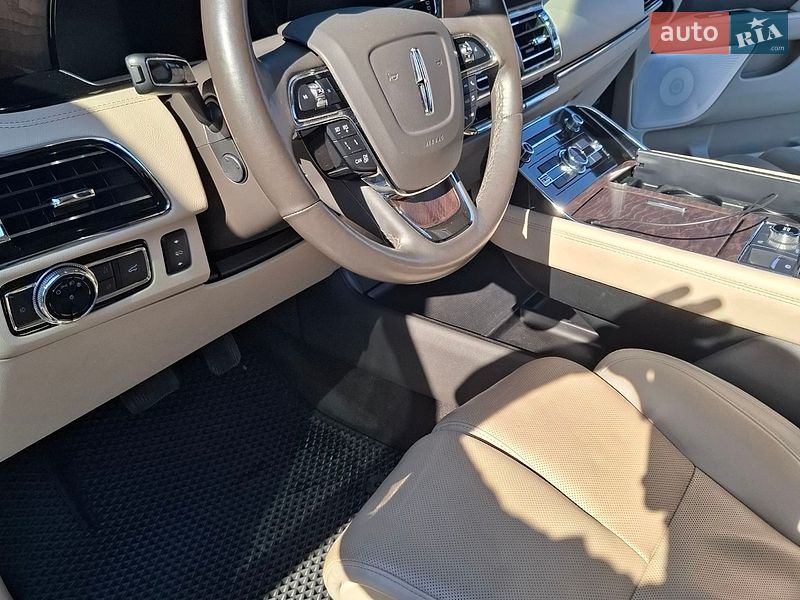 Внедорожник / Кроссовер Lincoln Navigator 2021 в Каменском