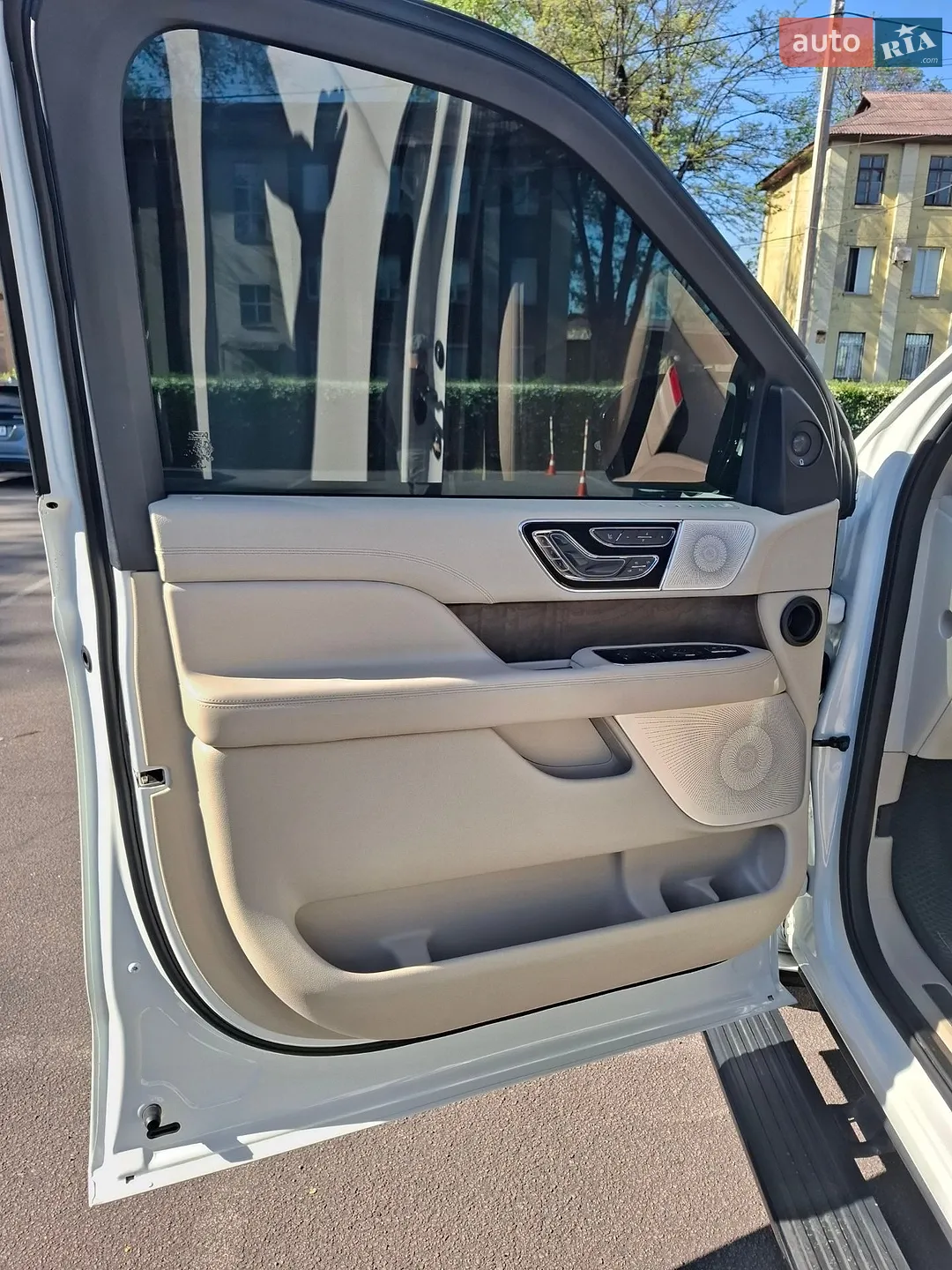 2021 Lincoln Navigator - мініатюра 29