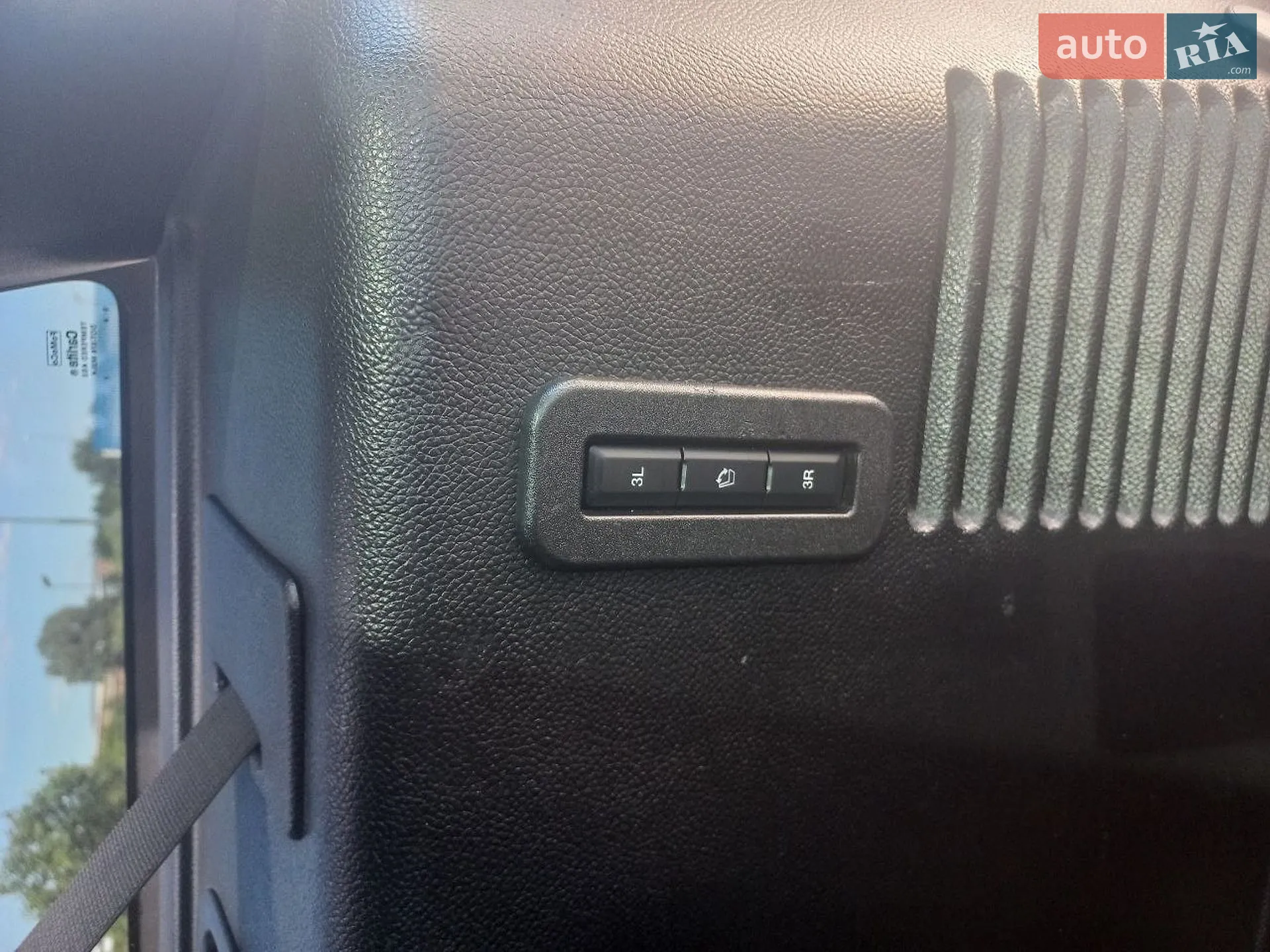 2016 Lincoln Navigator - мініатюра 14