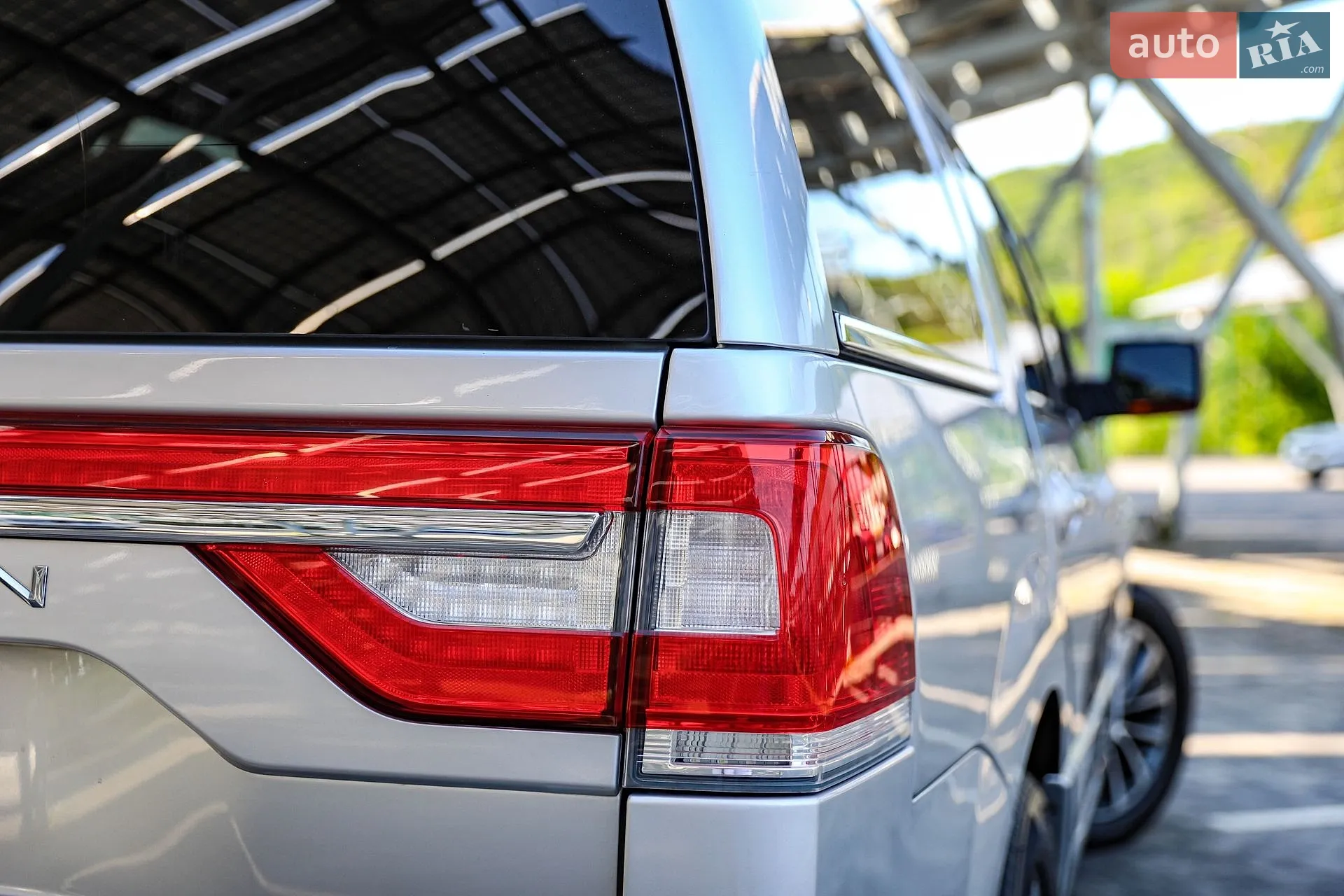 2016 Lincoln Navigator - мініатюра 15